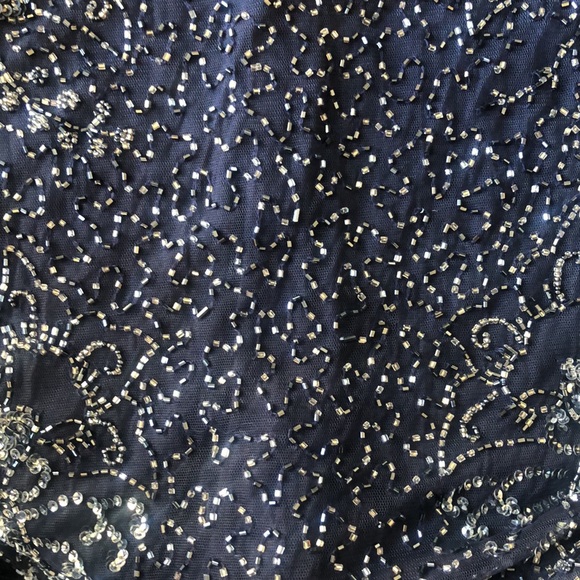 PISARRO NIGHTS Beaded V-neck Cocktail Dress - Picture 5 of 13